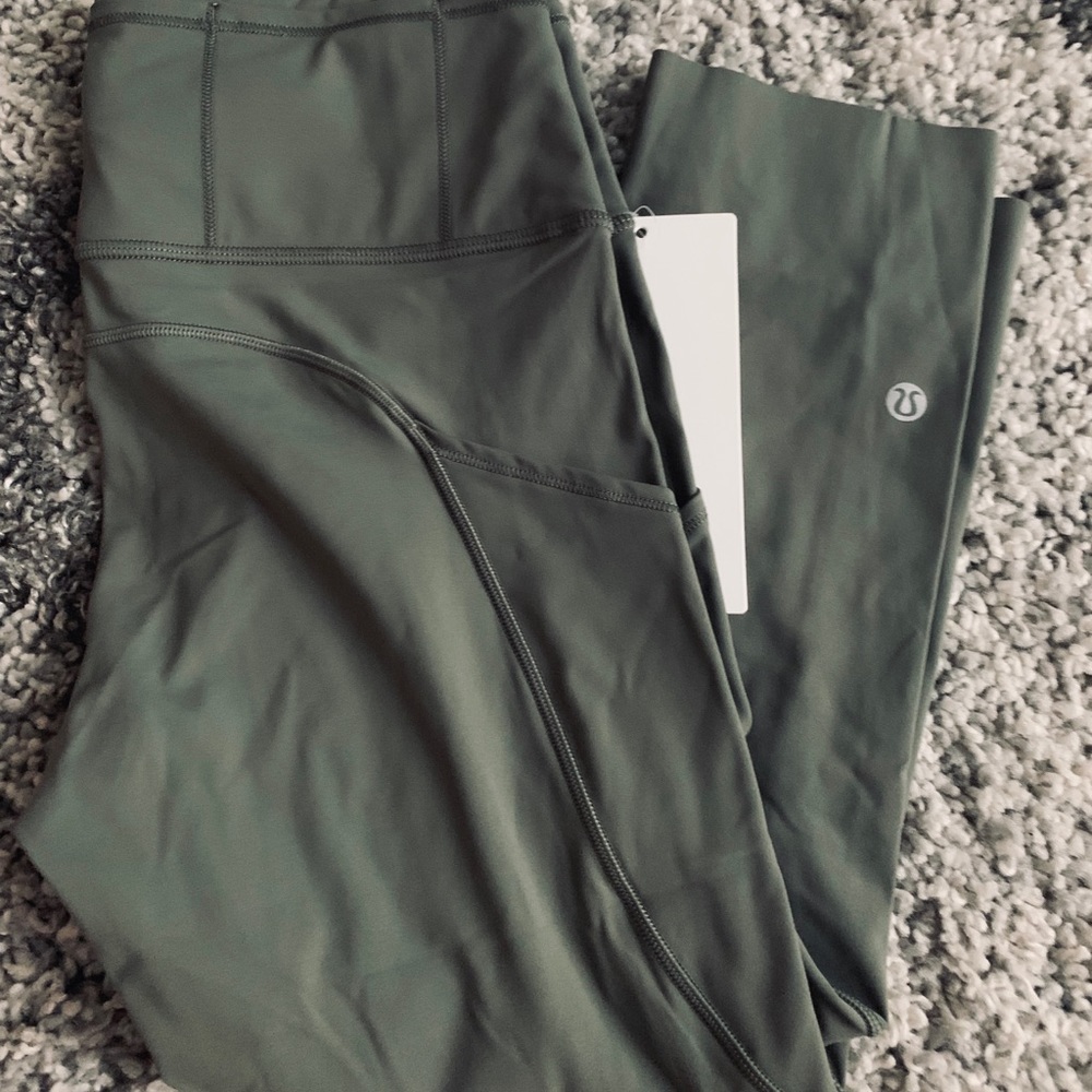 Lululemon fast and free crop grey sage size 6